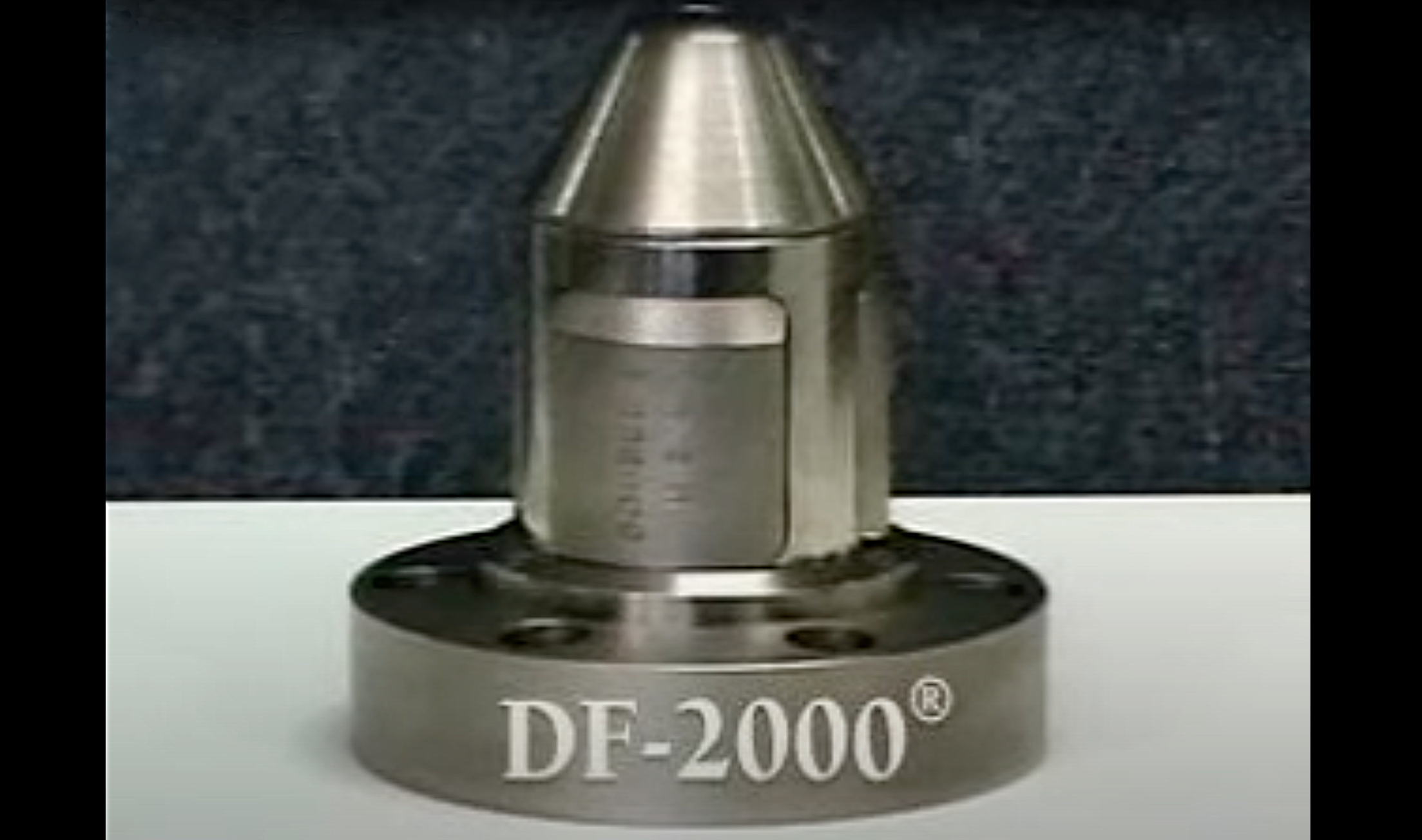 DF-2000 Core Chuck